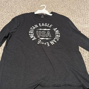 Long sleeve grey T-shirt barley worn, in great condition.